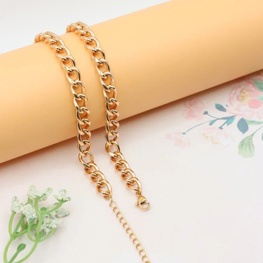 Chunky Yellow Gold Chain Necklace with Heart , XPNL0300 - Picture 12 of 12